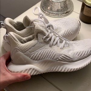Bounce adidas white/ off white sneakers